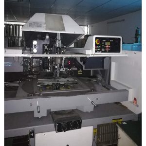 per skylę pth, įskaitant DIP įdėjimą ir litavimą